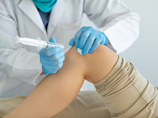 Best Injection Service for Pain Relief at Crystal Radiology in Australia.
